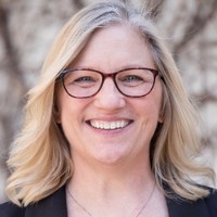 Beth Kwakenat